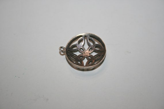 Vintage Celtic Style Sterling Silver Knot Pendant - image 3