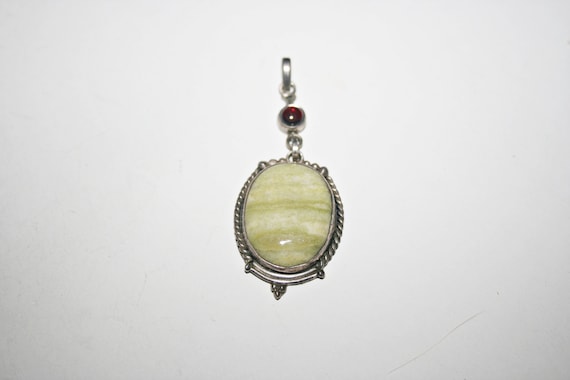 Vintage Sterling Silver Green Stone Pendant - image 4