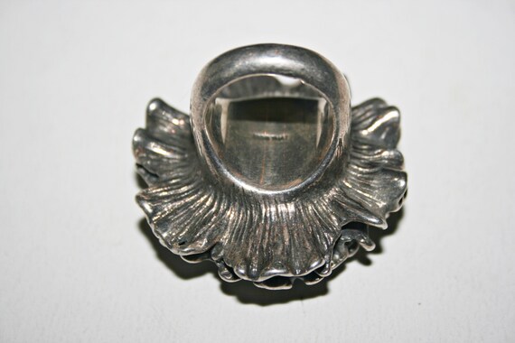 Size 8.5 - Huge Vintage Sterling Silver Floral Ri… - image 6