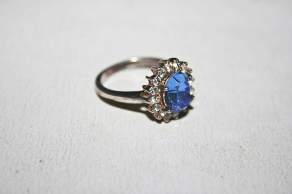 Size 7 - Vintage Sterling Silver Jeweled Ring - image 4