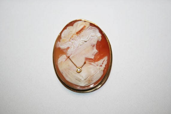 Vintage 14k Gold Diamond and Hand Carved Cameo Br… - image 7