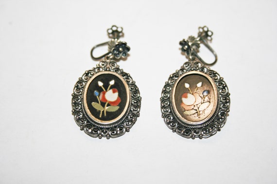 Antique Pietra Dura Floral Screw Back Earrings - image 4