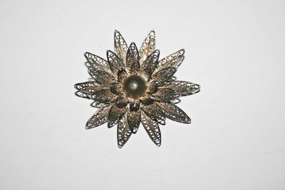 Vintage 800 Silver Filigree Brooch - image 1