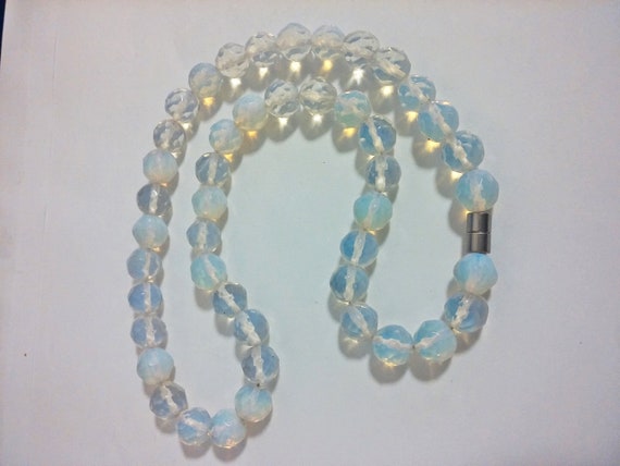 Czech Faceted Opaline Glass Necklace - image 4