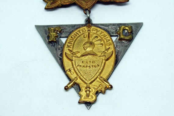 Antique Knights of Pythias Pin - image 7