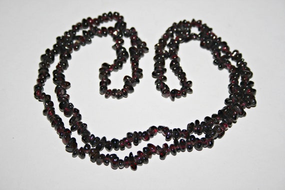 Vintage Garnet Necklace - image 4