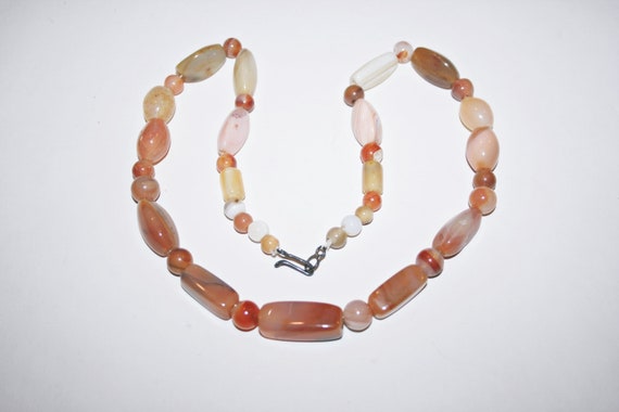 Vintage Polished Agate Stone Beaded Necklace - image 5