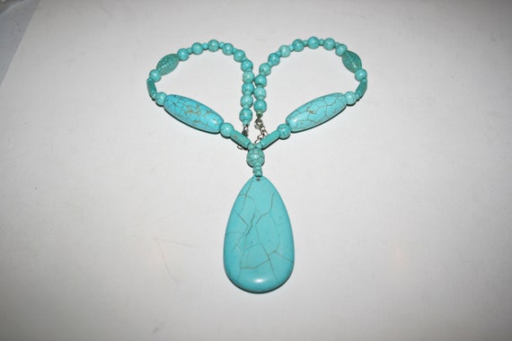 Vintage Turquoise Blue Howlite Necklace - image 5