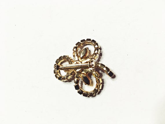 Vintage Shamrock Rhinestone Brooch - image 5