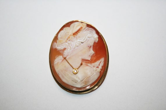 Vintage 14k Gold Diamond and Hand Carved Cameo Br… - image 6