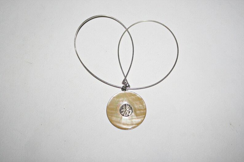 Vintage Sterling Silver Asian Character MOP Pendant Necklace