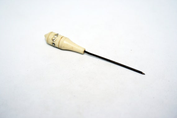 c1920s Antique Ivoine Celluloid Stick Pin Inlaid … - image 4