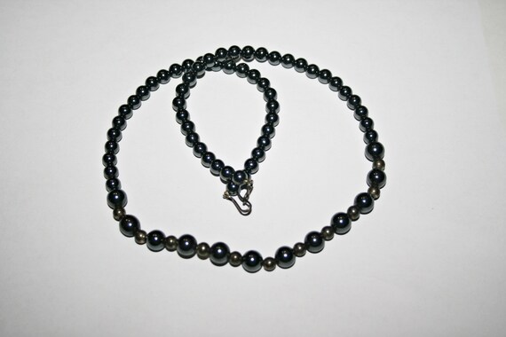 Vintage Hematite and Silver Tone Beaded Necklace - image 1