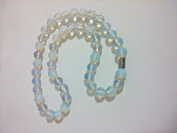 Czech Faceted Opaline Glass Necklace - image 3