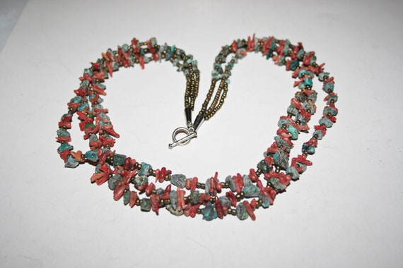 Vintage Southwestern Turquoise and Coral Chip Nec… - image 5