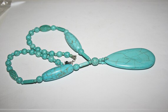 Vintage Turquoise Blue Howlite Necklace - image 3