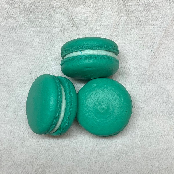 Macaron Box - Etsy