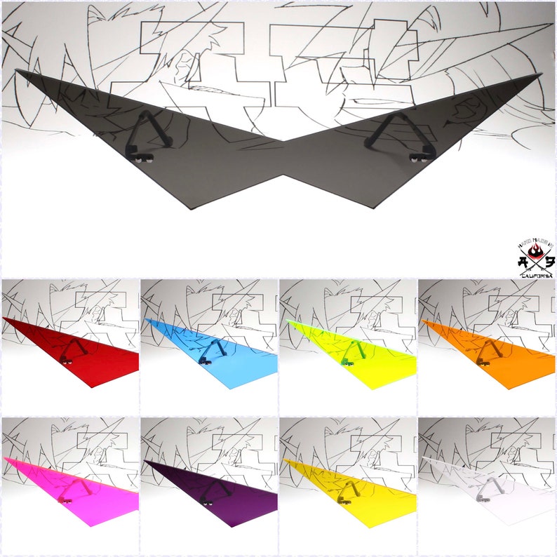 Puede incluir: Un conjunto de 10 vasos de acr&iacute;lico en varios colores, con forma de la ic&oacute;nica visera de la serie de anime "Gurren Lagann". Los vasos est&aacute;n dispuestos en dos filas de cinco, con cada fila presentando un color diferente: rojo, azul, amarillo, naranja, rosa, morado, amarillo, blanco y negro.