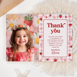 Carte de remerciement pour le premier anniversaire des baies, carte de remerciement pour le 1er anniversaire aux fraises avec photo, anniversaire d'été, 1er merci aux baies, modèle