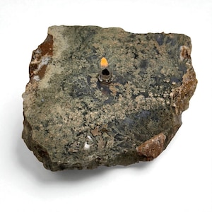 Moss Agate Rock Oil Candle | rock oil lamp, agate candle, agate stone candle, agate geode, rock lover or candle lover gift idea, Indonesia