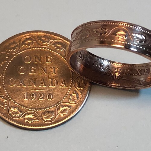 CANADA 100 YEARS OLD COPPER MAPLE LEAF COIN RING SIZE 4.5 TO 11 NO RESERVE #111 