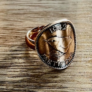 Anillo de moneda de un penique del Reino Unido – Joyería con monedas británicas – Anillo de cardo escocés hecho a mano – Regalo de Inglaterra y Escocia – Anillo de coleccionista de rey y reina