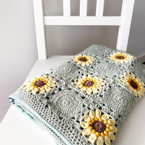 Grandma's Garden Afghan | Creative Grandma granny rug blanket