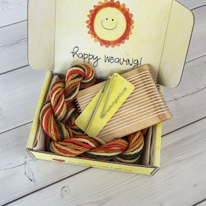 Tiny Loom Weaving Kit, Alpaca Fall Autumn Colors, Craft Care Package, Mini Weaving Kit, Mini Weaving Loom Kit, Mini Weaving Craft Kit