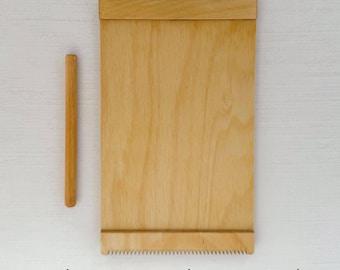 Portable Birch Wood Weaving Loom, 8 Dent (5 x 8.5 Inches)