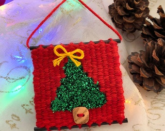 Little Loom Weaving Kit - Christmas Tree, Beginner Weaving Craft