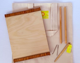 Portable Wooden Weaving Loom Kit, Tapestry Needle & Tote (9x12 Inches)