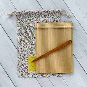 Small Wood Weaving Loom Kit, Beginner Fiber Art (5x7 inch)