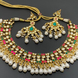 High quality kundan Indian Jewelry/ Pakistani Jewelry/ Bridal Jewelry/ High End Jewelry/ Sabysachi inspired Jewelry/ Ruby Emerald Necklace