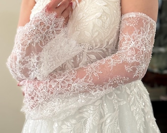 Wedding lace sleeves Wedding gloves Beaded lace bridal gloves Detachable bridal gloves Sparkle lace wedding accessories Ivory arm gloves