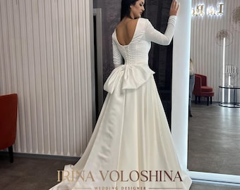 Corset wedding dresses Simple wedding dress Modest wedding dress Wedding dress with bow Wedding dress with sleeves Satin wedding dress