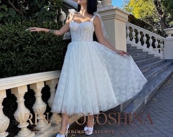 Short wedding dress Elopement wedding dress Corset wedding dress Tea length wedding dress Tulle wedding dress Midi wedding dress