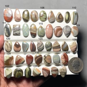 インペリアルジャスパーカボション：ジュエリー製作に最適な天然宝石