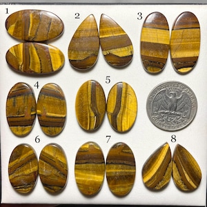 Paar natuurlijke cabochons met tijgeroog: losse edelsteen voor het maken van sieraden