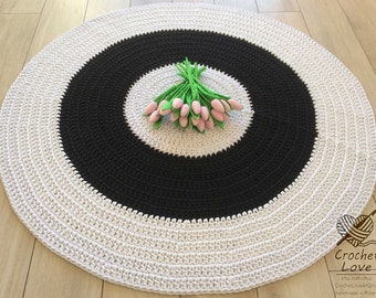 Modern CROCHET RUG, Round crochet rug, Children rug, Nursery crochet rug, babys rug, Crochet teppiche carpet, WHITE and black crochet rug