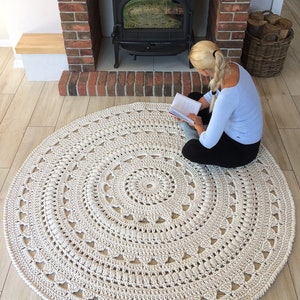 NEW COLORS, crochet rug, Doily rug, Round carpet, round rug, knitt carpet, babys rug, hand knitted rug, ECRU crochet rug or choice of color image 2