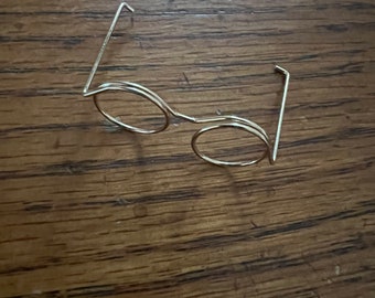 Elf glasses