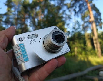 HP Photosmart R507 Digital Camera | Tested & Fully Working | 4.1MP CCD Retro Digicam | New Battery | 1GB SD Card | Docking Station
