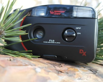 Fotocamera Wizen da 35 mm Punta e scatta con il comodo sistema di caricamento della pellicola