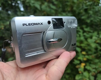 Pleomax PLEO 15DLX 35mm Film Camera – Silver Point & Shoot – Tested and Working