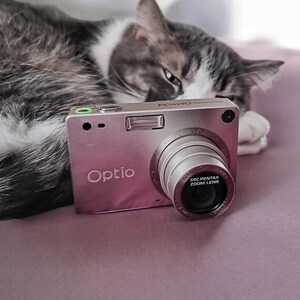 Pentax Optio S4 Digital Camera 4MP | Compact Vintage Camera