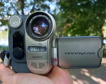 Sony DCR-TRV255E PAL Digital8 Camcorder Video8 Hi8 Playback NightShot Retro VHS Style