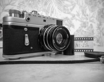 Zorki 4 vintage rangefinder camera with Industar 61L/D lens Tested black and white film and cable release included