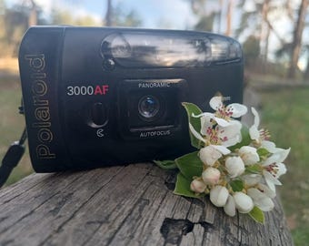 Polaroid 3000 AF panoramic Fully Automatic Point and Shoot Camera for 35mm Film with Self-Timer and Panorama