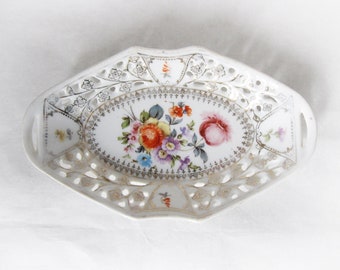 Rudolf Wächter pierced porcelain oval basket, deep serving dish. Reticulated china. Antique German ware.
