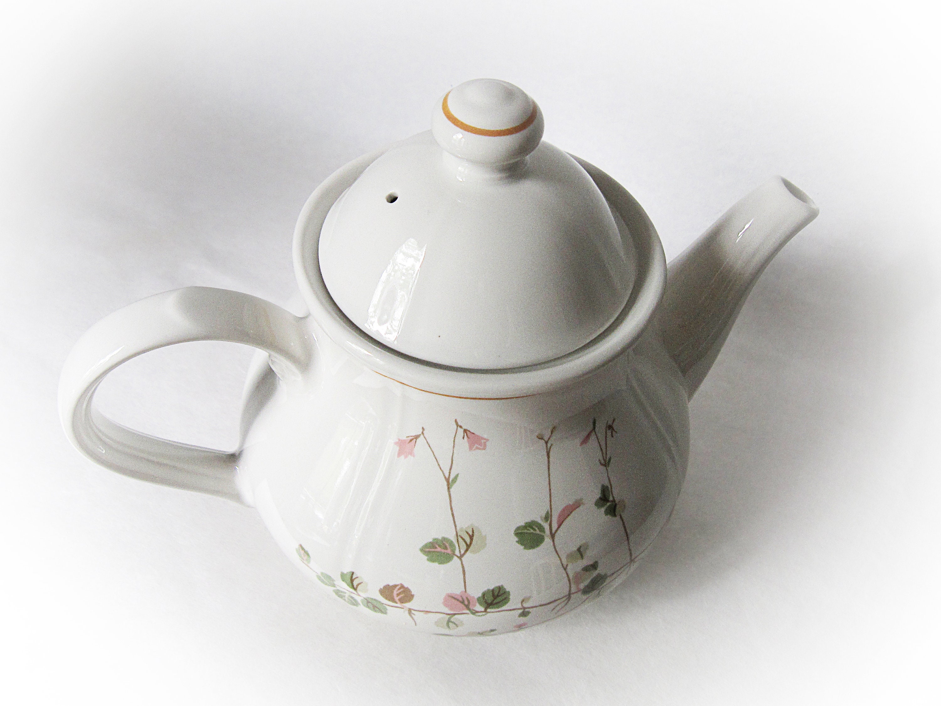 Churchill Ikea England Porcelain Teapot. Vintage Ware. English Pottery